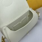 Dior Bobby East West Flap Bag White 20cm M9327UMOL M030 - Image 5