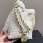 Chanel 22 Mini Bag Fleece Creamy White 20cm AS3980 B18299 NZZG0 - Image 3