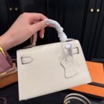 Hermes Kelly Mini Epsom Handbag Craie 20cm - Image 5