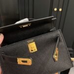 Hermes Kelly Mini Epsom Handbag Black And Gold 20cm - Image 4