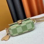 Louis Vuitton Montsouris Messenger Bag Damier Green 20cm N40665 - Image 3