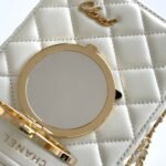 Chanel Camera Bag Lambskin White 18cm AS4817 B16255 10601 - Image 5