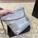 Chanel 22 Mini Handbag Light Gray 18cm - Image 6