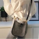 Hermes Evelyne Amazone Bag Noir 17cm H069426CKAV - Image 6