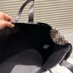 Loewe Elephant Basket Bag Anagram Jacquard Black And White 29cm - Image 6