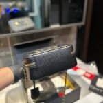 Chanel Vanity Case Filigree Black 18cm - Image 7