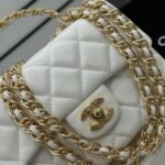 Chanel Small Flap Bag With Top Handle White 21cm AS4023 B10719 10601 - Image 4