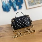 Chanel 22K Small Vanity Case With Pockets In Black 17cm - Image 4