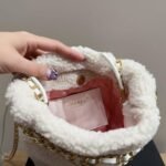 Chanel 22 Mini Bag Fleece Creamy White 20cm AS3980 B18299 NZZG0 - Image 5