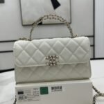 Chanel Kelly Shoulder Bag White 18cm - Image 5