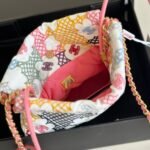 Chanel 22 Mini Handbag in Lace Patchwork 20cm AS3980 B16006 NU931 - Image 5