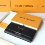 Louis Vuitton Capucines Long Wallet Black 20 cm - Image 3