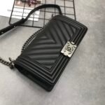 Chanel Boy Chevron Medium Handbag Calfskin Black 25cm - Image 4