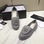 Chanel CC NIB Turnlock Moccasins Flat Loafers Grey - Image 2