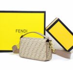 Fendi Baguette Bag Beige 27cm FENXT98SGRYLLLLL00 - Image 3