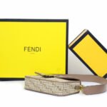 Fendi Baguette Bag Beige 27cm FENXT98SGRYLLLLL00 - Image 4