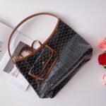Goyard Bohème Hobo Bag Black And Tan 42Cm - Image 4