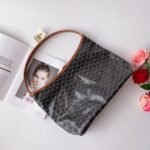 Goyard Bohème Hobo Bag Black And Tan 42Cm - Image 5