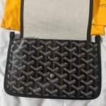 Goyard Plumet Pocket Wallet Black 22Cm - Image 4