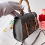 Goyard Saïgon Structuré Mini Bag Grey 21Cm - Image 5