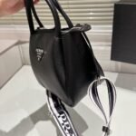 Prada Small Leather Handbag Black 23cm - Image 7