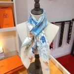 Hermes Sur Mon Nuage Scarf 90 White H003900S 05 - Image 4