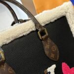 Louis Vuitton Black Shearling Monogram Onthego Gm Bag Black 35cm - Image 2