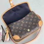 Super Vip 1:1 - Louis Vuitton Diane Brown 23cm M45985 - Image 3