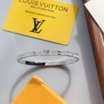 Louis Vuitton Empreinte Bangle White Gold Tone Q95641 - Image 5