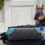 Louis Vuitton Steamer Wearable Wallet Turquoise 18Cm - Image 4