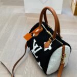 Louis Vuitton Monogram Teddy Speedy Bandouliere Black White 25cm - Image 4