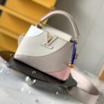 Louis Vuitton Capucines Mini 21cm Beige - Image 8