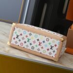Perfect Match: Louis Vuitton TM Onthego MM Monogram 35cm X Louis Vuitton TM Zippy Wallet 19cm - Image 4