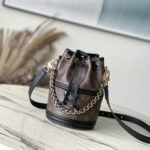 Louis Vuitton Canoé 20.5cm M83480 - Image 8