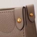 Louis Vuitton Onthego Turtledove MM 35cm M45607 - Image 8