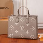 Louis Vuitton OnTheGo MM 35cm Beige M45494 - Image 7