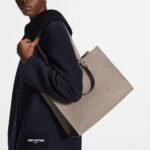 Louis Vuitton Onthego Turtledove MM 35cm M45607 - Image 10