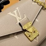 Louis Vuitton Pochette Métis East West Cream 21cm M23081 - Image 4