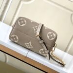 Louis Vuitton Speedy Bandoulière Bicolor Monogram 20.5cm M46575 - Image 6