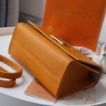 Louis Vuitton Twist One Handle PM 25cm Caramel Taurillon - Image 8