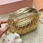 Miumiu Wander Matelassé Pyrite 23Cm - Image 5