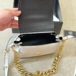 Versace La Medusa White Black 20cm 2w63v - Image 6