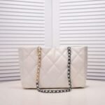 Chanel Quilted 19 East West Shopping Bag White 41Cm - Image 6