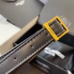 Saint Laurent Le 5 À 7 Black 25Cm - Image 6