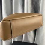 Saint Laurent Le 5 À 7 Supple Large Beige 27cm - Image 8