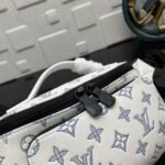 Super Vip 1:1 – Louis Vuitton Rush Bumbag White 30Cm M25227 - Image 4